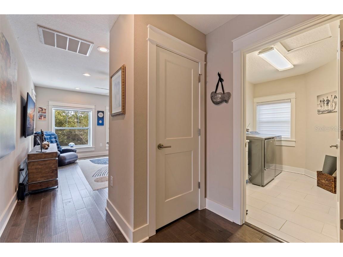 440 11th Avenue NE Saint Petersburg FL 33701 TB8405234 image32