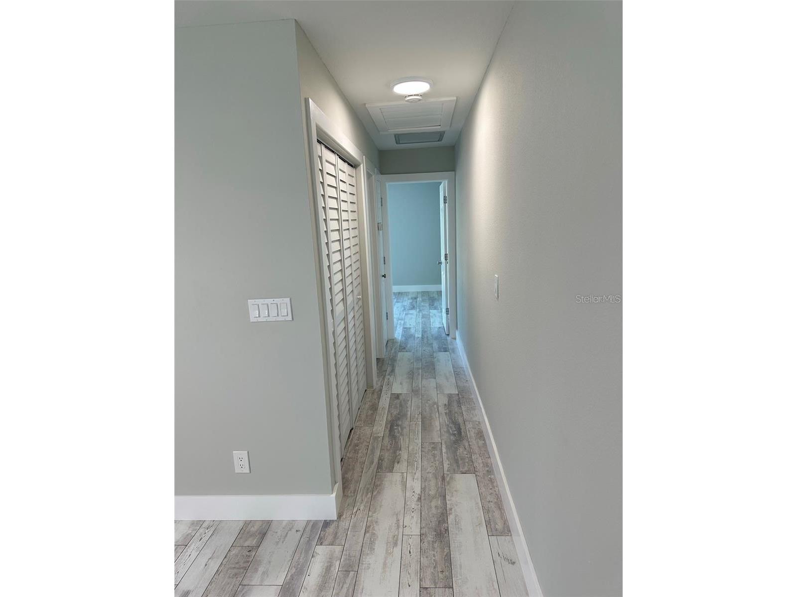 440 50th Avenue N Saint Petersburg FL 33703 TB8499406 image18