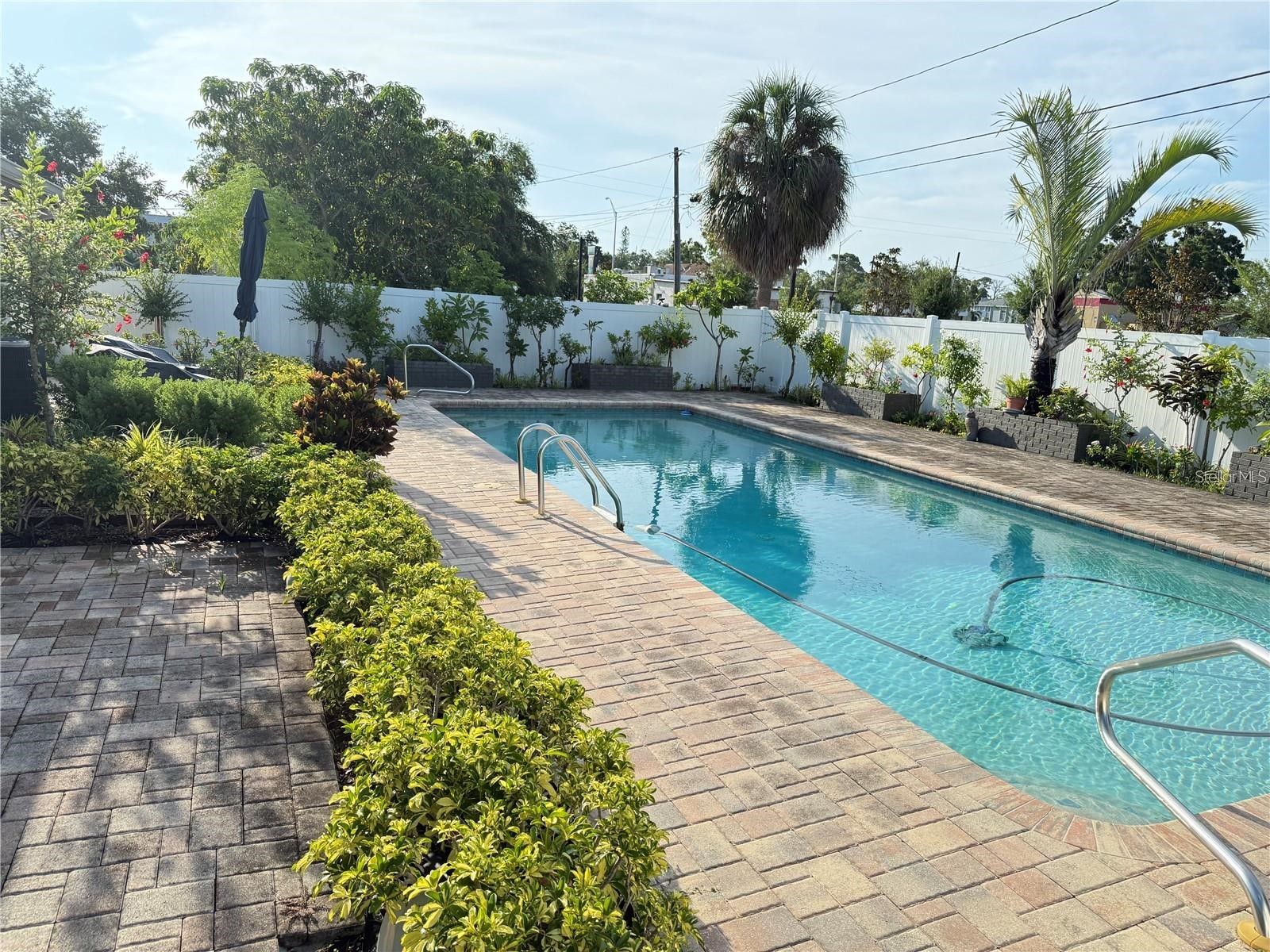 440 50th Avenue N Saint Petersburg FL 33703 TB8499406 image2