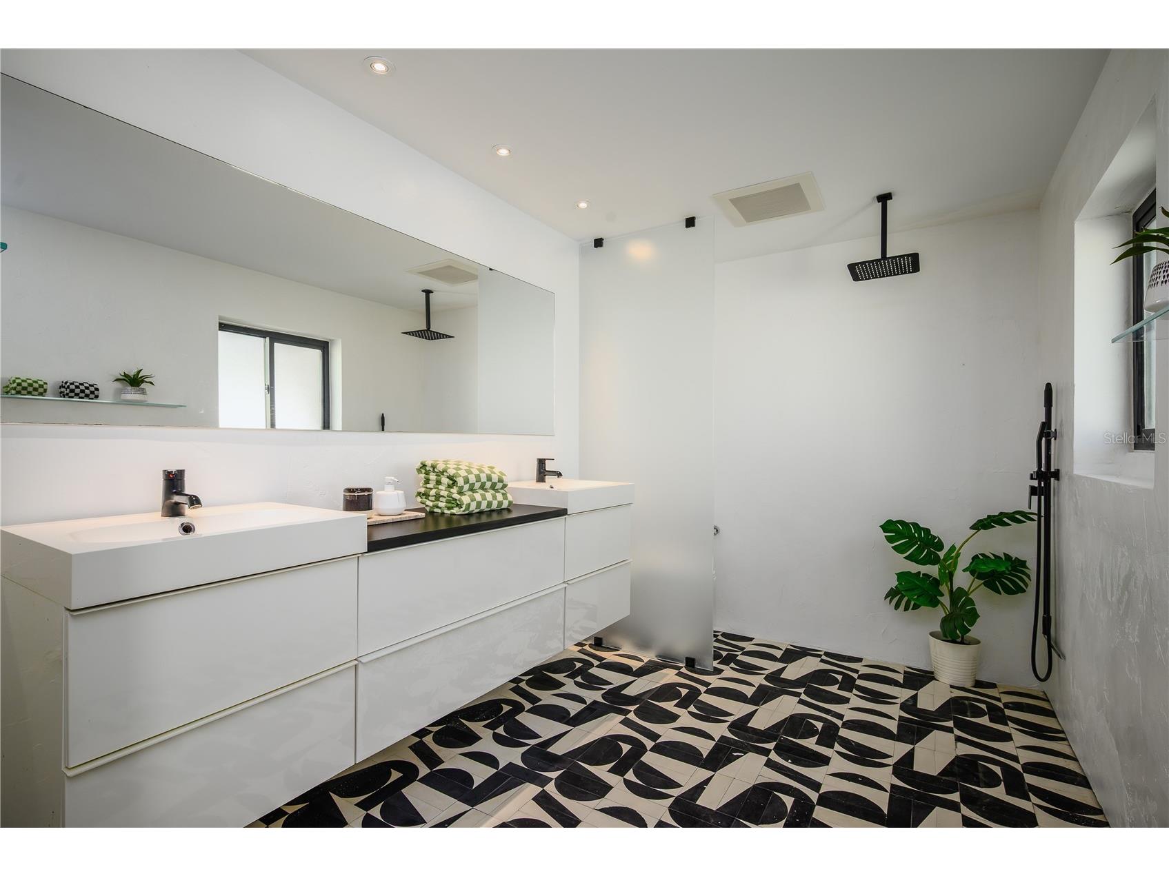 440 64th Avenue Saint Pete Beach FL 33706 TB8465058 image23