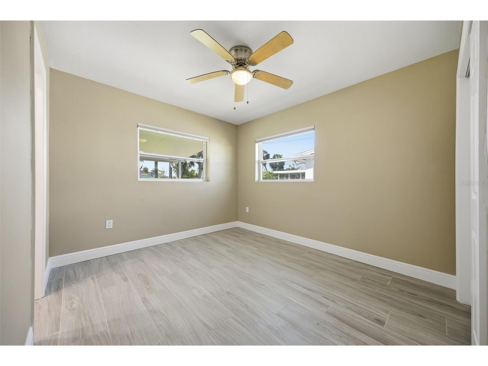440 89th Avenue Saint Pete Beach FL 33706 TB8486538 image14