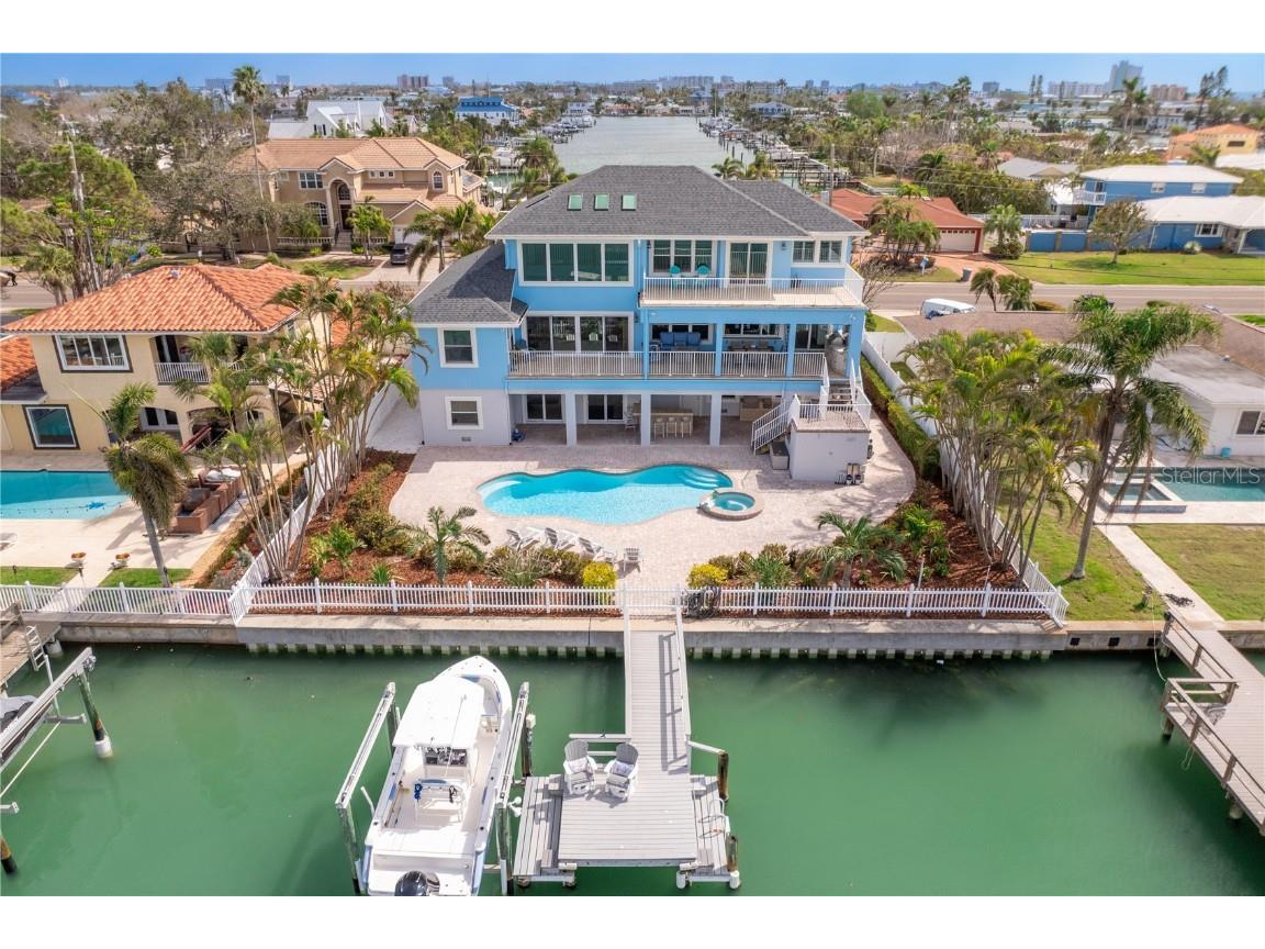 440 Capri Boulevard Treasure Island FL 33706 - BOCA CIEGA BAY TB8359395 image1