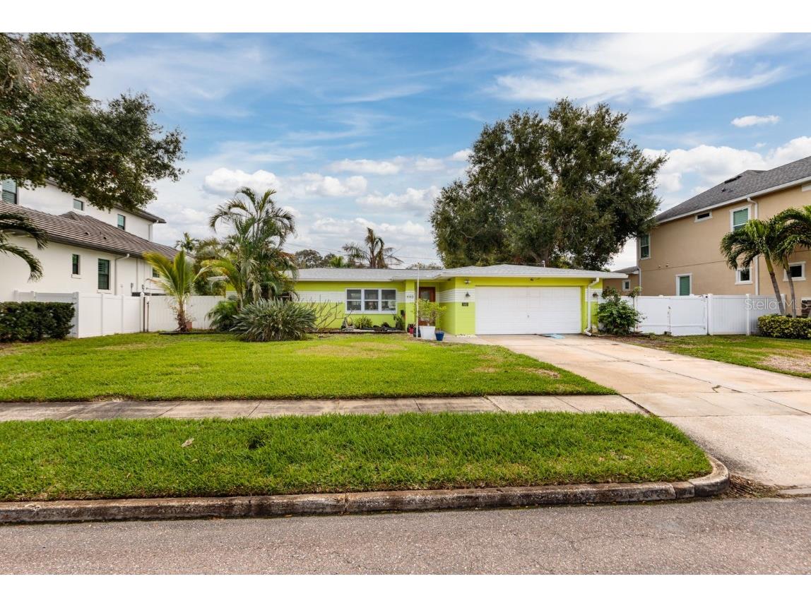 440 Capri Way NE Saint Petersburg FL 33704 U8227357 image1