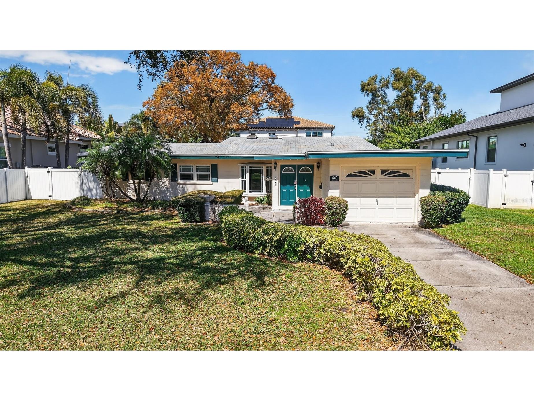 440 Lido Way NE Saint Petersburg FL 33704 TB8481330 image1