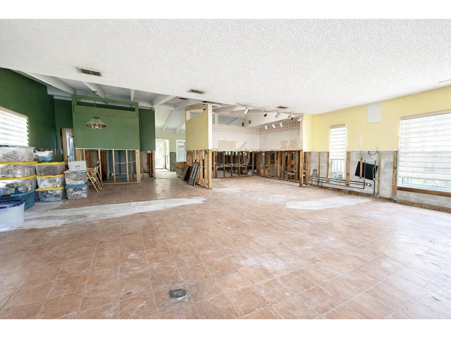 440 Lido Way NE Saint Petersburg FL 33704 TB8481330 image10