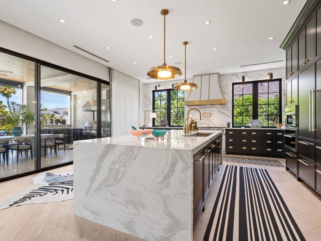 440 Meadow Lark Drive Sarasota FL 34236 - SARASOTA BAY A4666605 image15