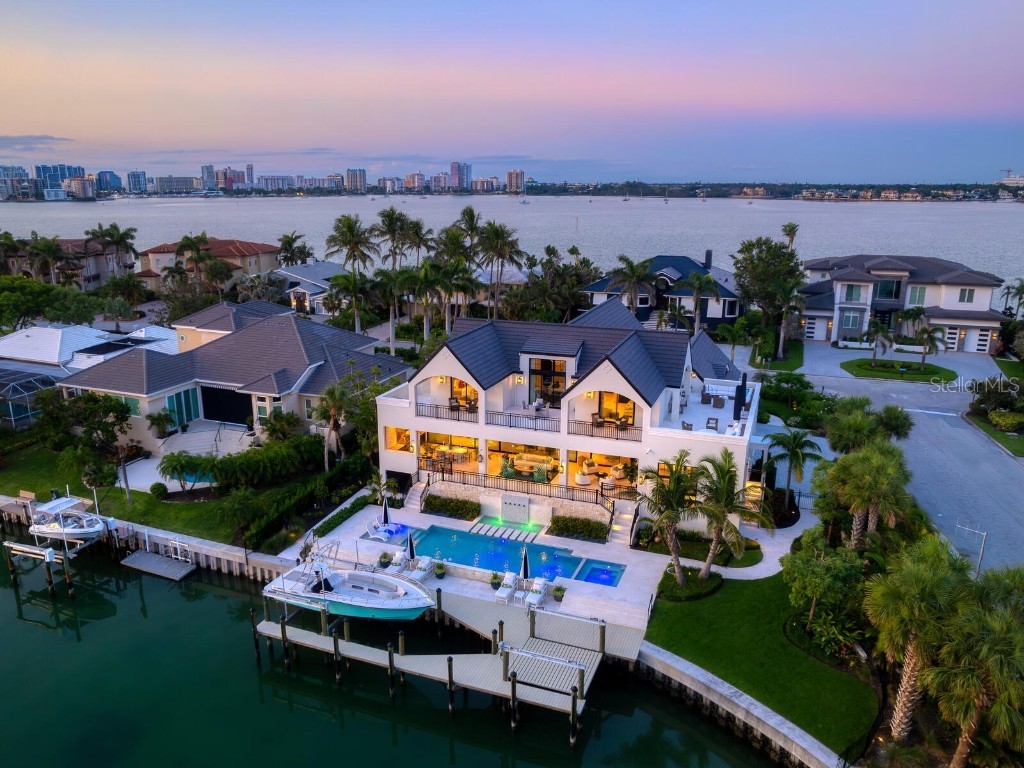 440 Meadow Lark Drive Sarasota FL 34236 - SARASOTA BAY A4666605 image3