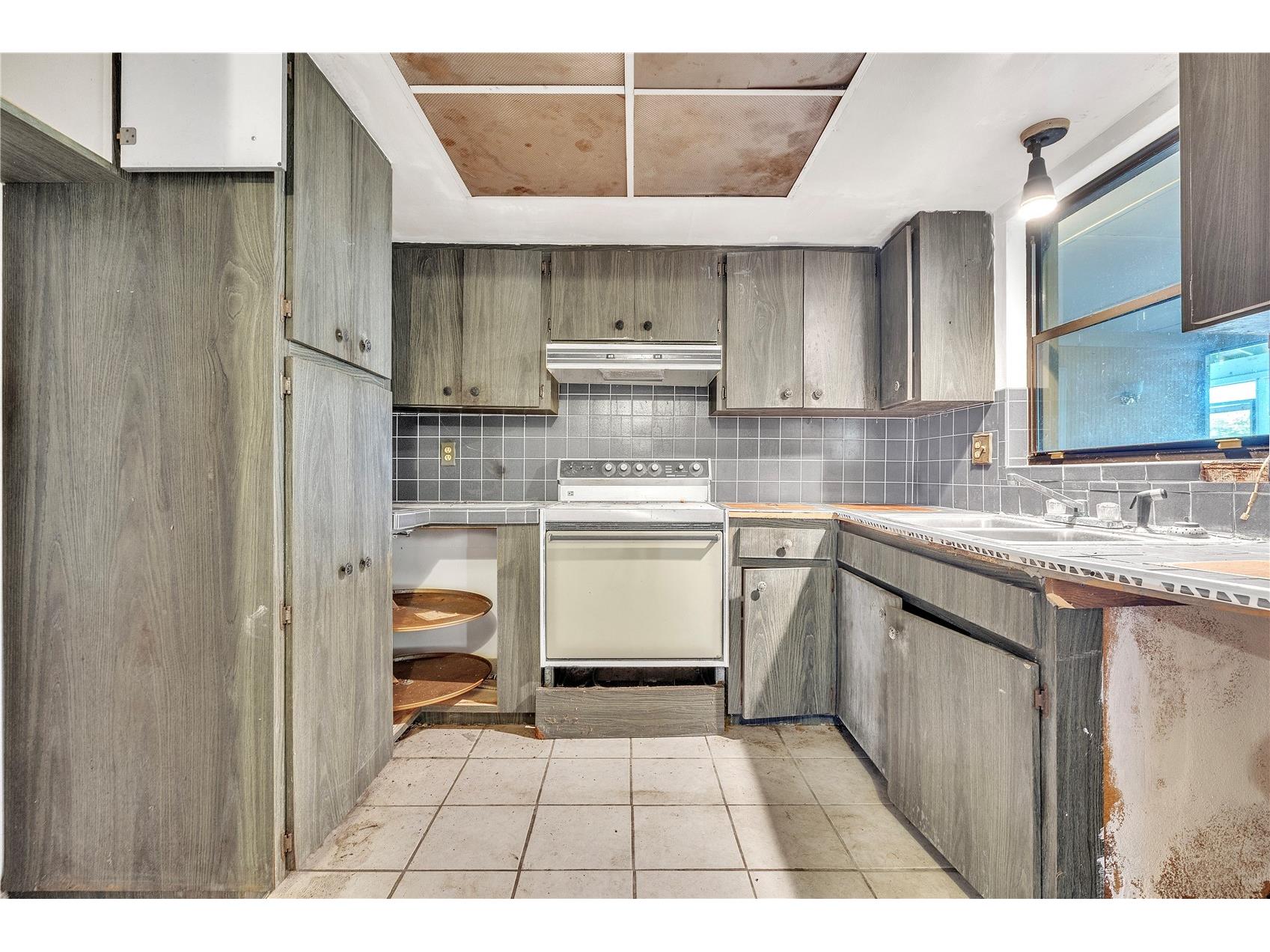 440 Monza Avenue North Port FL 34287 C7523161 image21