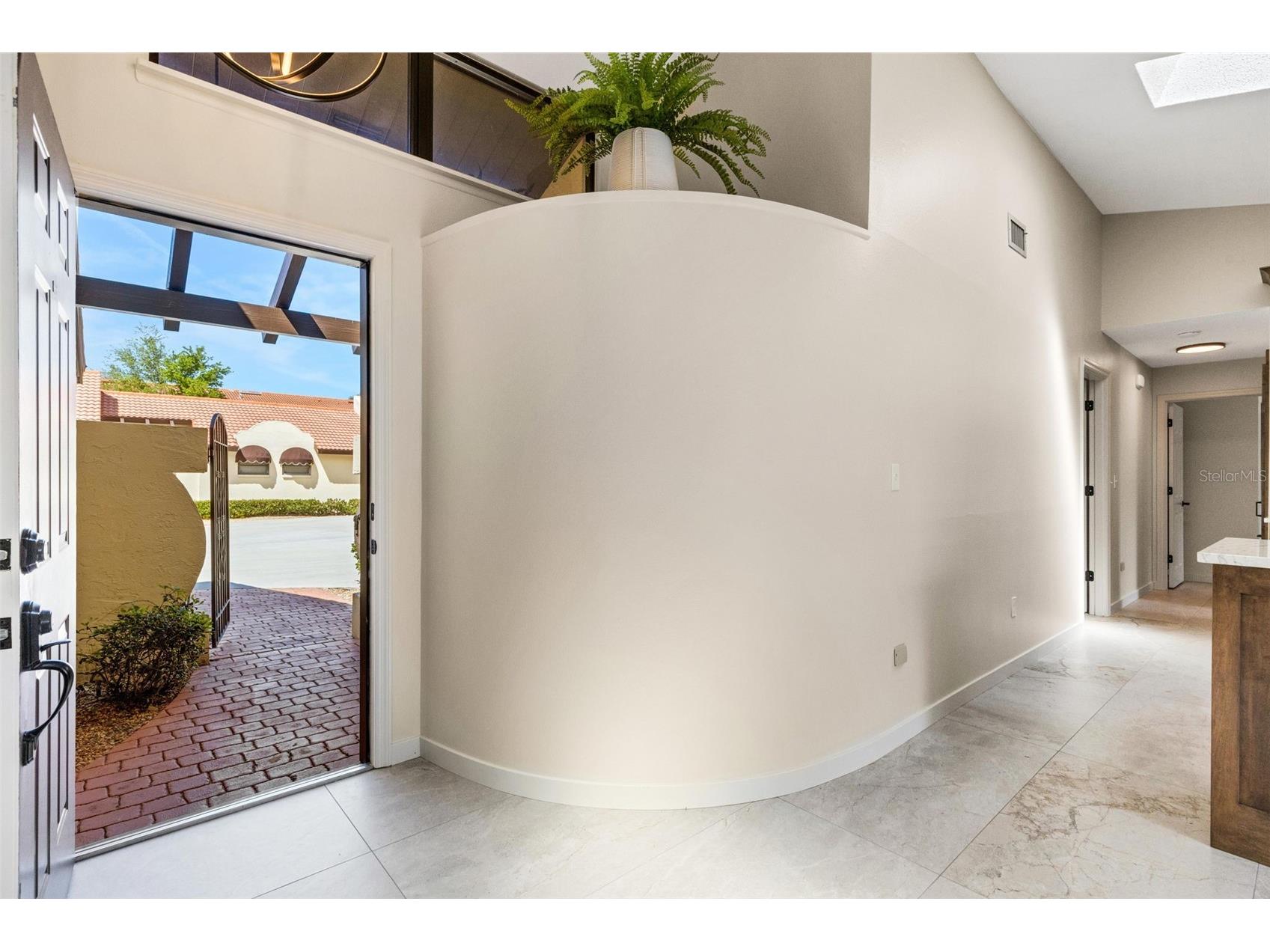 440 Palmetto Court #1 Venice FL 34285 - GULF OF MEXICO N6143511 image4