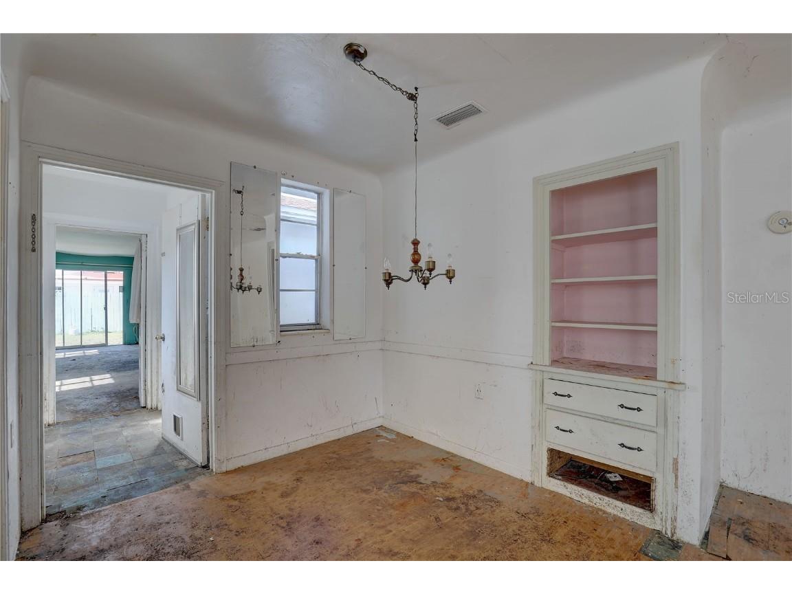 440 S Bayshore Drive Madeira Beach FL 33708 TB8369183 image10