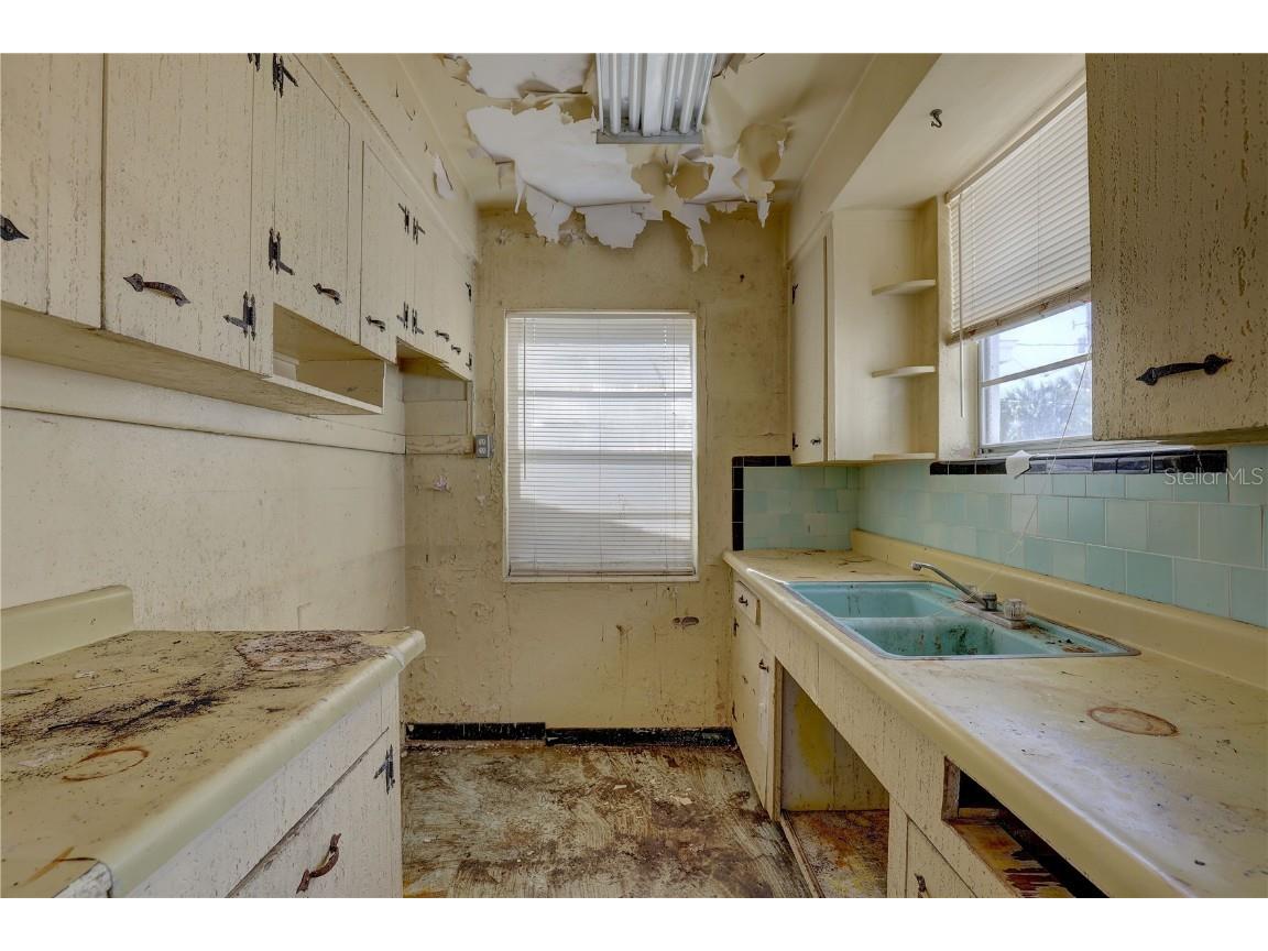 440 S Bayshore Drive Madeira Beach FL 33708 TB8369183 image13