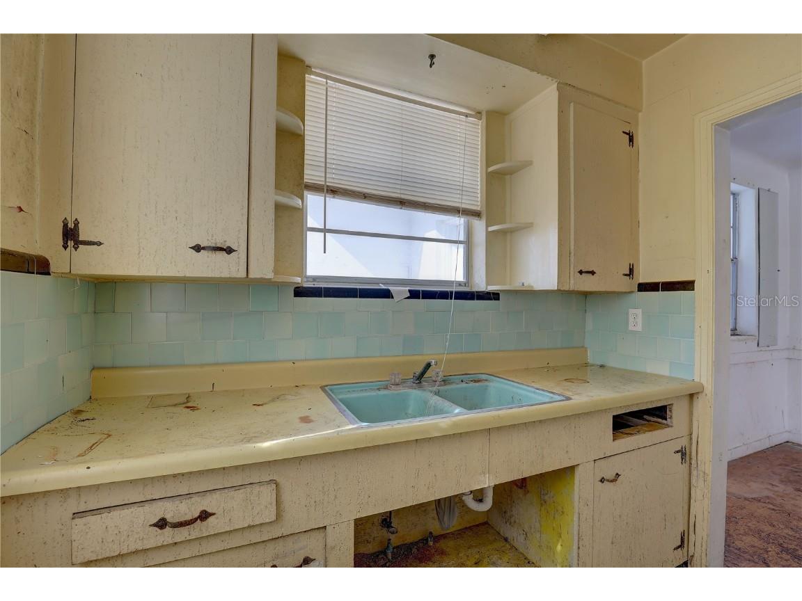 440 S Bayshore Drive Madeira Beach FL 33708 TB8369183 image14