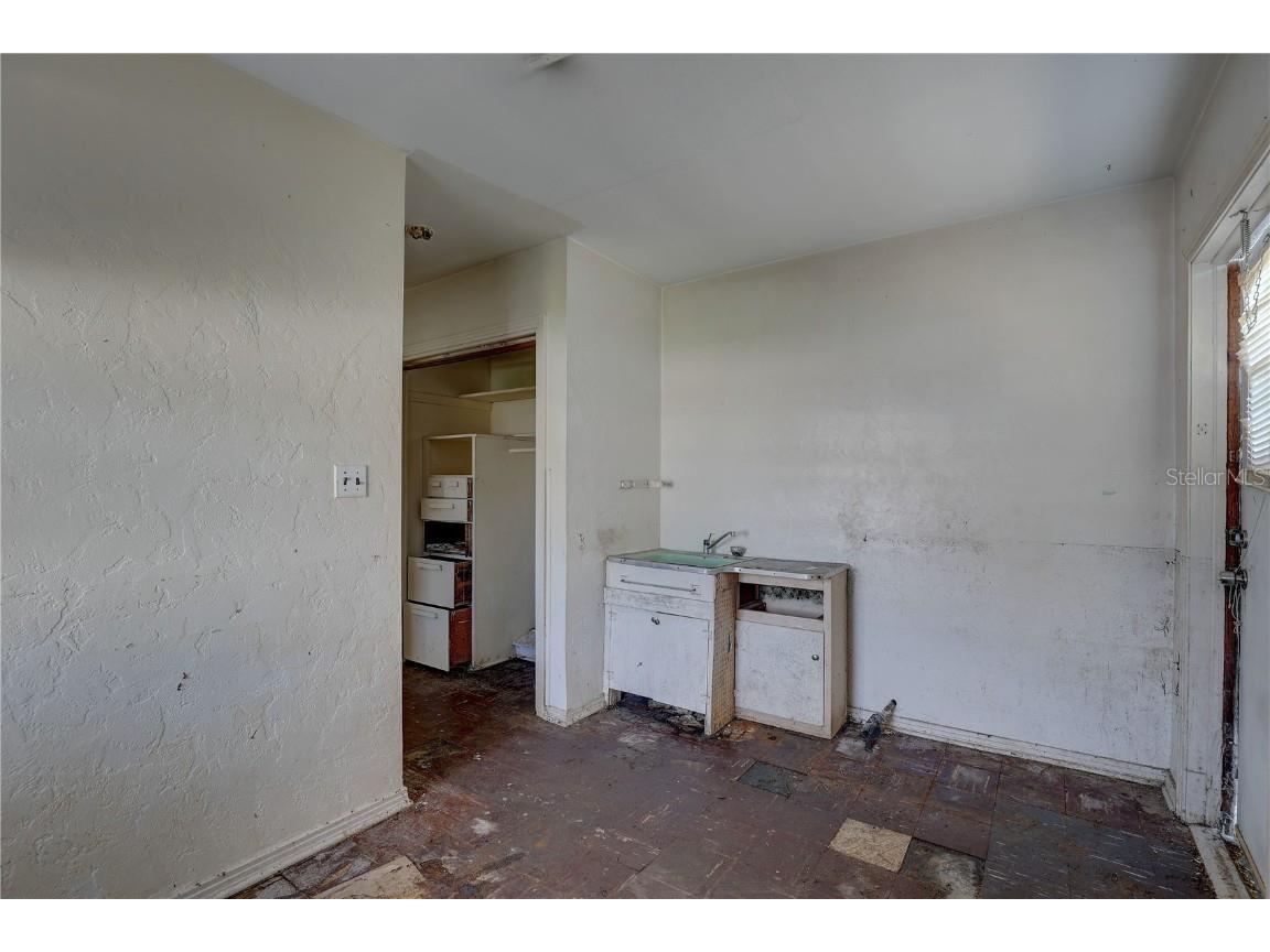 440 S Bayshore Drive Madeira Beach FL 33708 TB8369183 image25