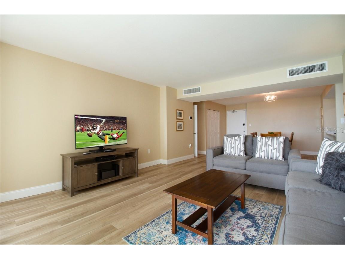 440 S Gulfview Boulevard #1002 Clearwater Beach FL 33767 U8246716 image16