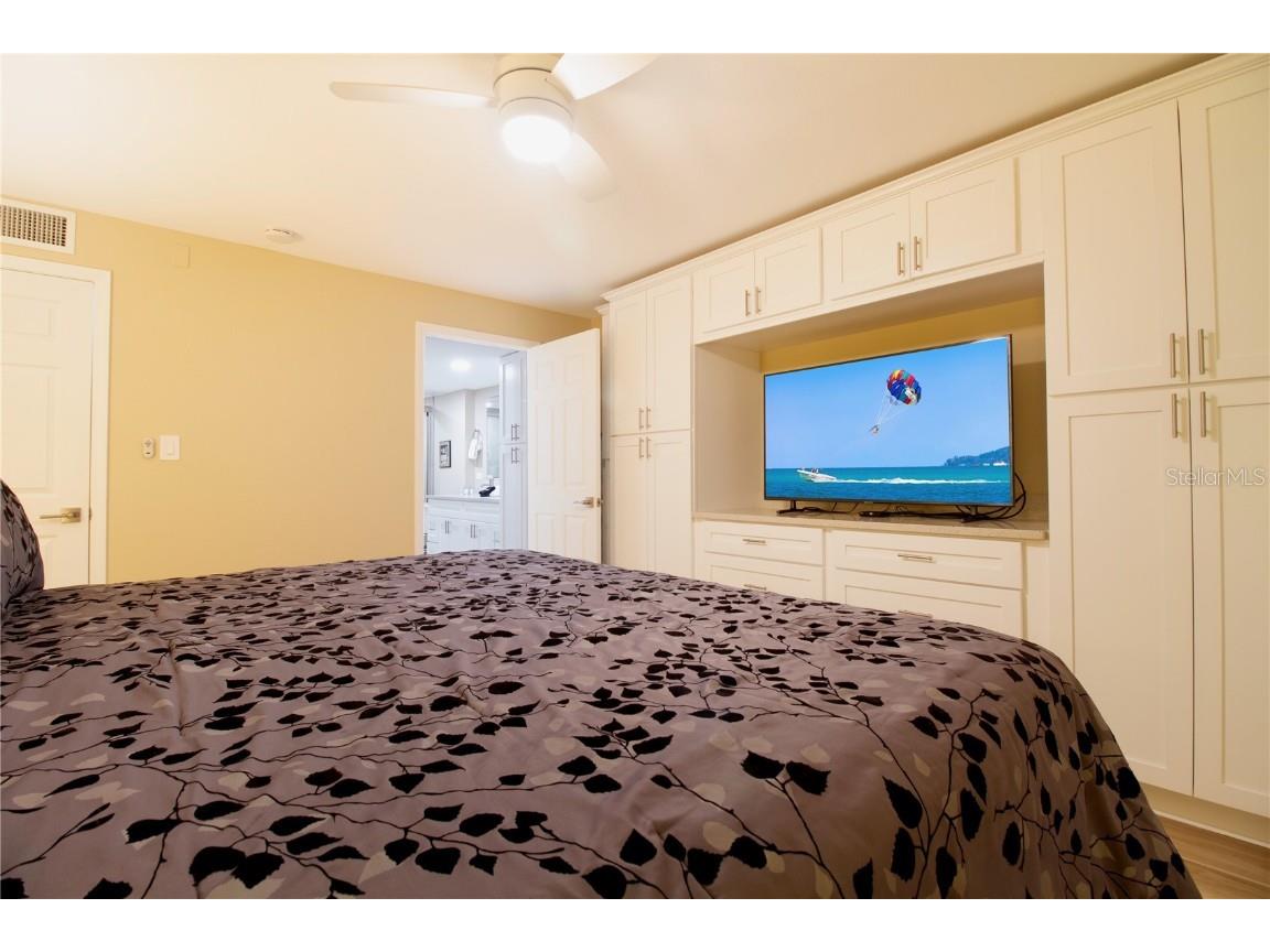 440 S Gulfview Boulevard #1002 Clearwater Beach FL 33767 U8246716 image20