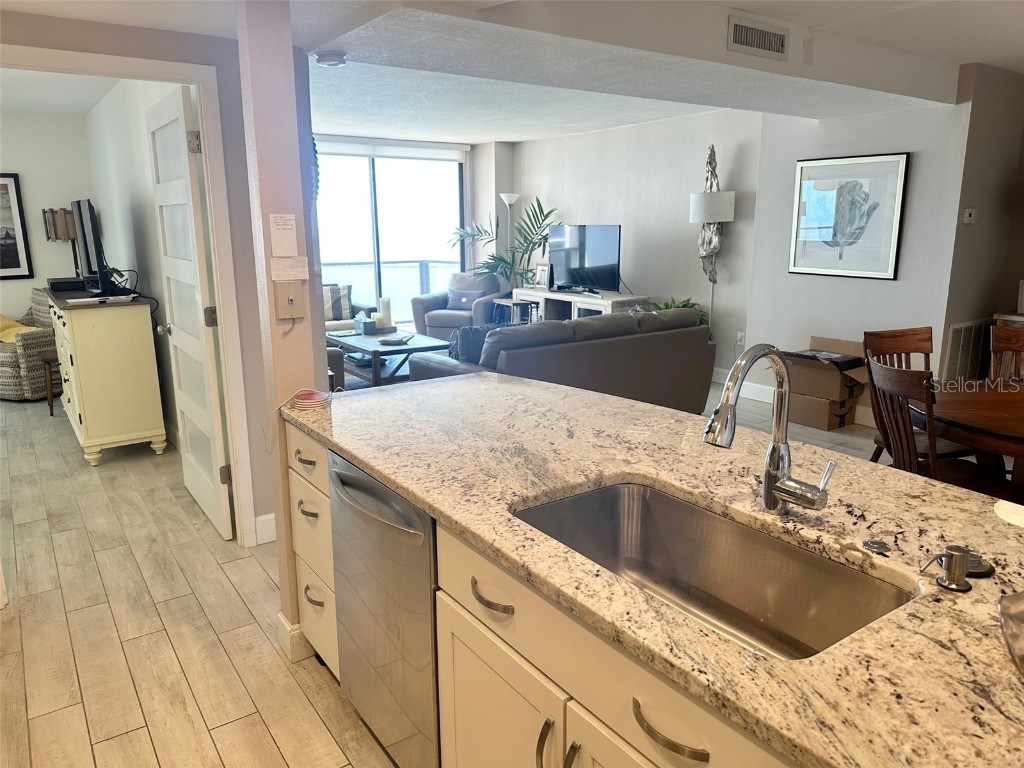 440 S Gulfview Boulevard #1102 Clearwater FL 33767 - GULF OF MEXICO U8197128 image11