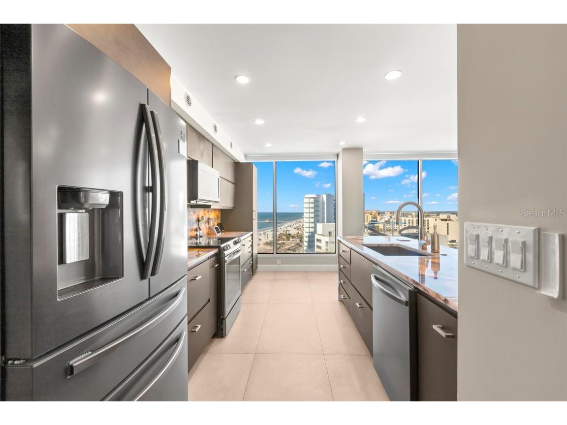 440 S Gulfview Boulevard #1701 Clearwater Beach FL 33767 TB8365643 image3