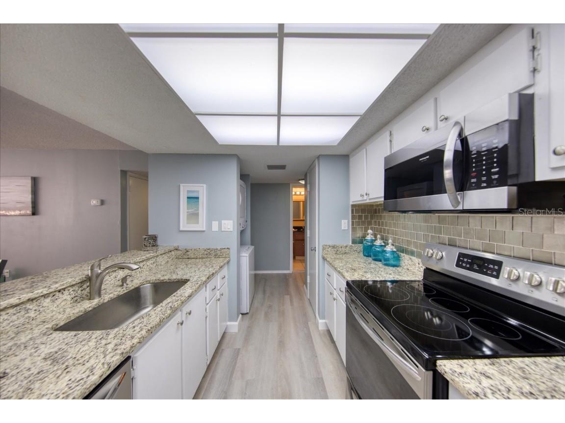 440 S Gulfview Boulevard #701 Clearwater Beach FL 33767 - GULF OF MEXICO TB8399429 image11