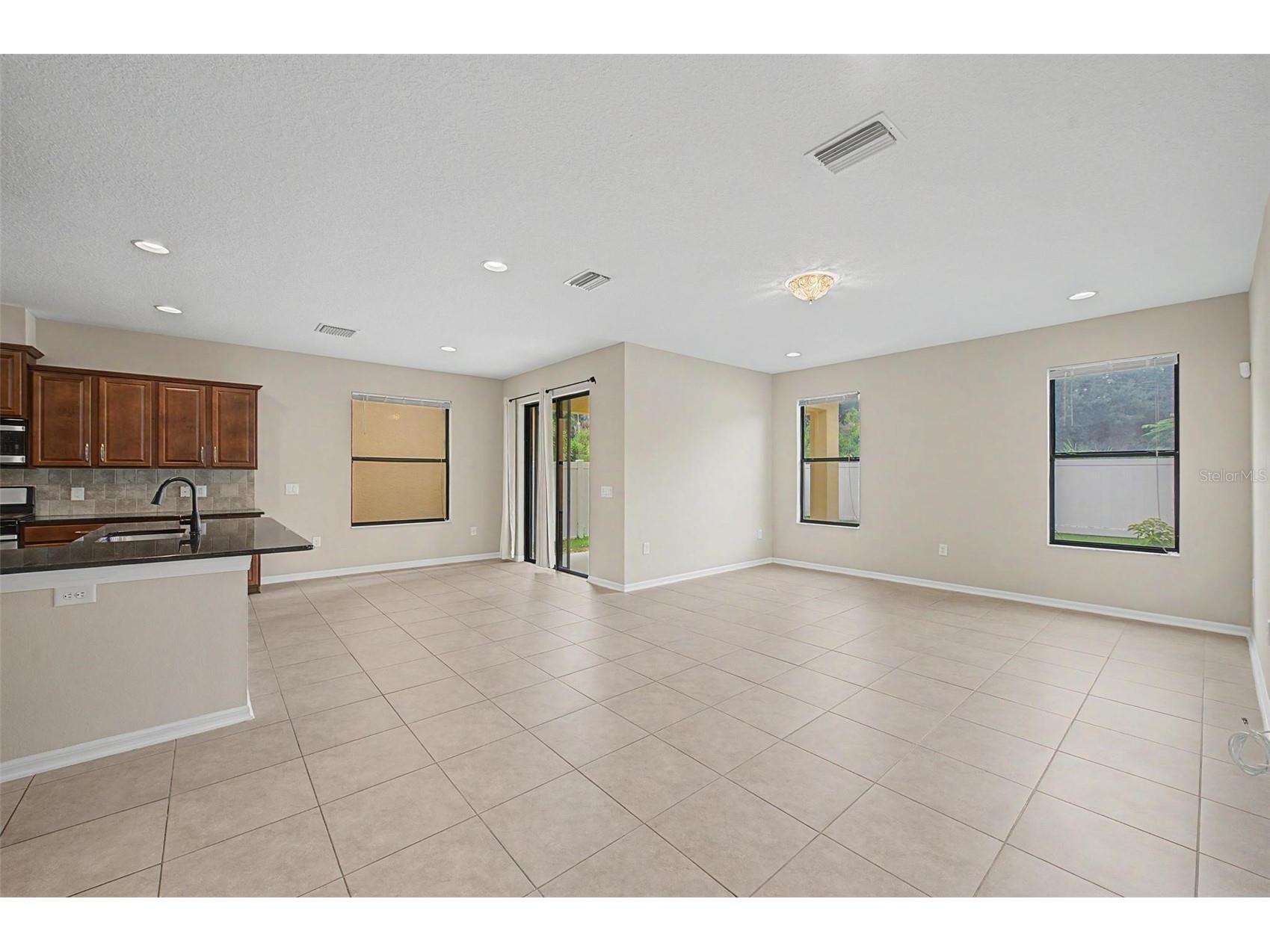 440 Westchester Hills Lane Valrico FL 33594 TB8522179 image18