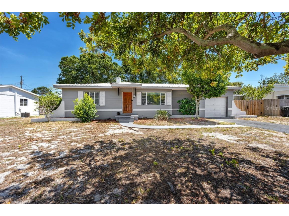 4400 25th Avenue N Saint Petersburg FL 33713 U8199370 image1