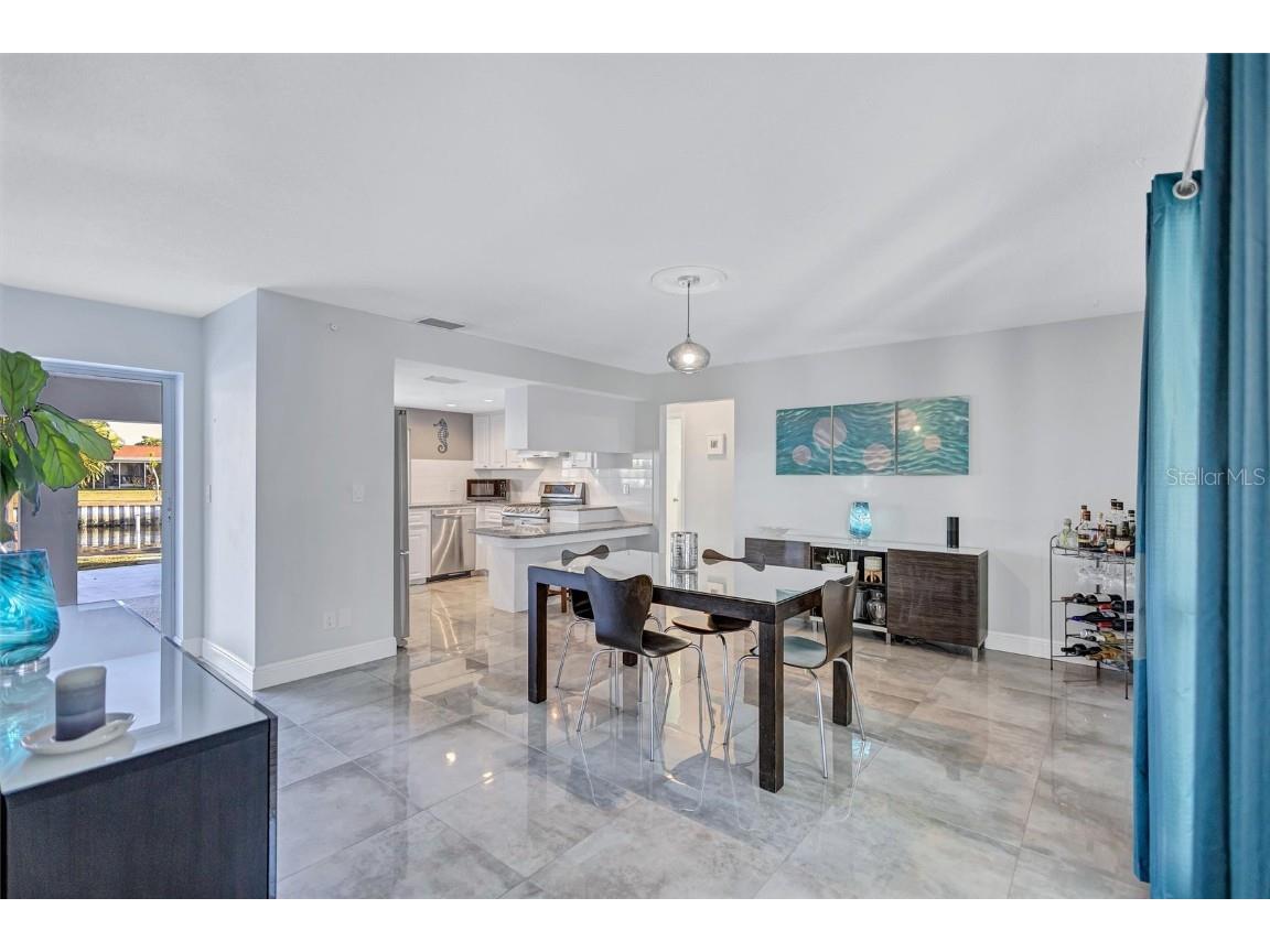 4400 Beach Drive SE Saint Petersburg FL 33705 TB8447065 image15