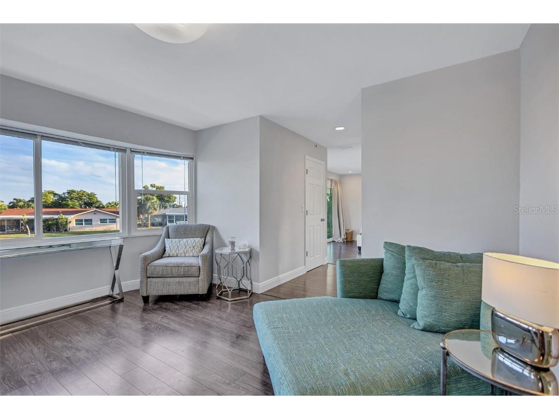 4400 Beach Drive SE Saint Petersburg FL 33705 TB8447065 image23