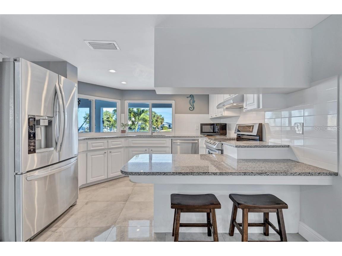 4400 Beach Drive SE Saint Petersburg FL 33705 TB8447065 image9