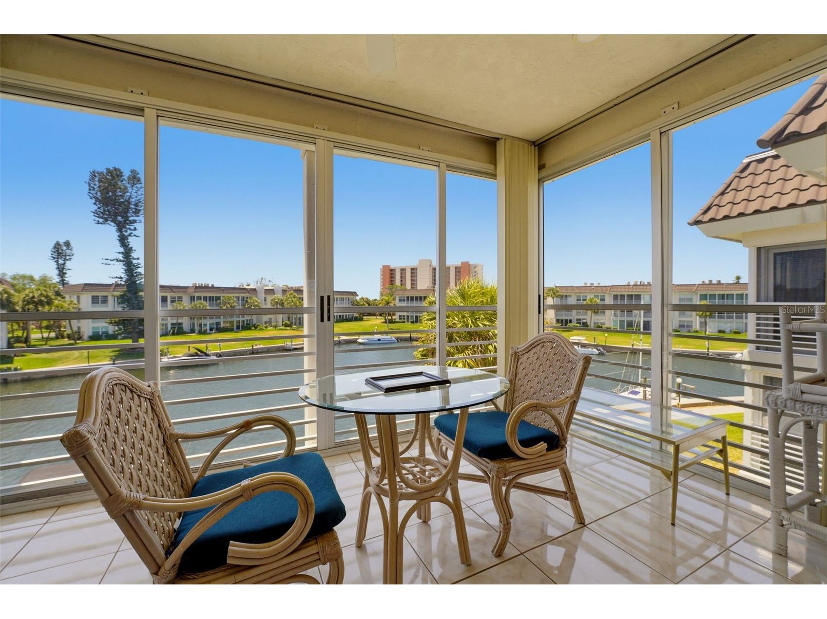 4400 Exeter Drive #305 Longboat Key FL 34228 A4691085 image19