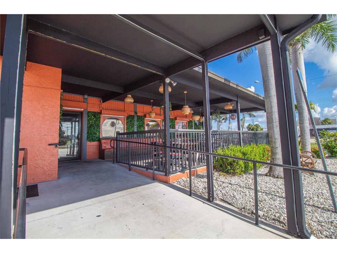 4400 Hancock Bridge Parkway North Fort Myers FL 33903 C7516053 image17