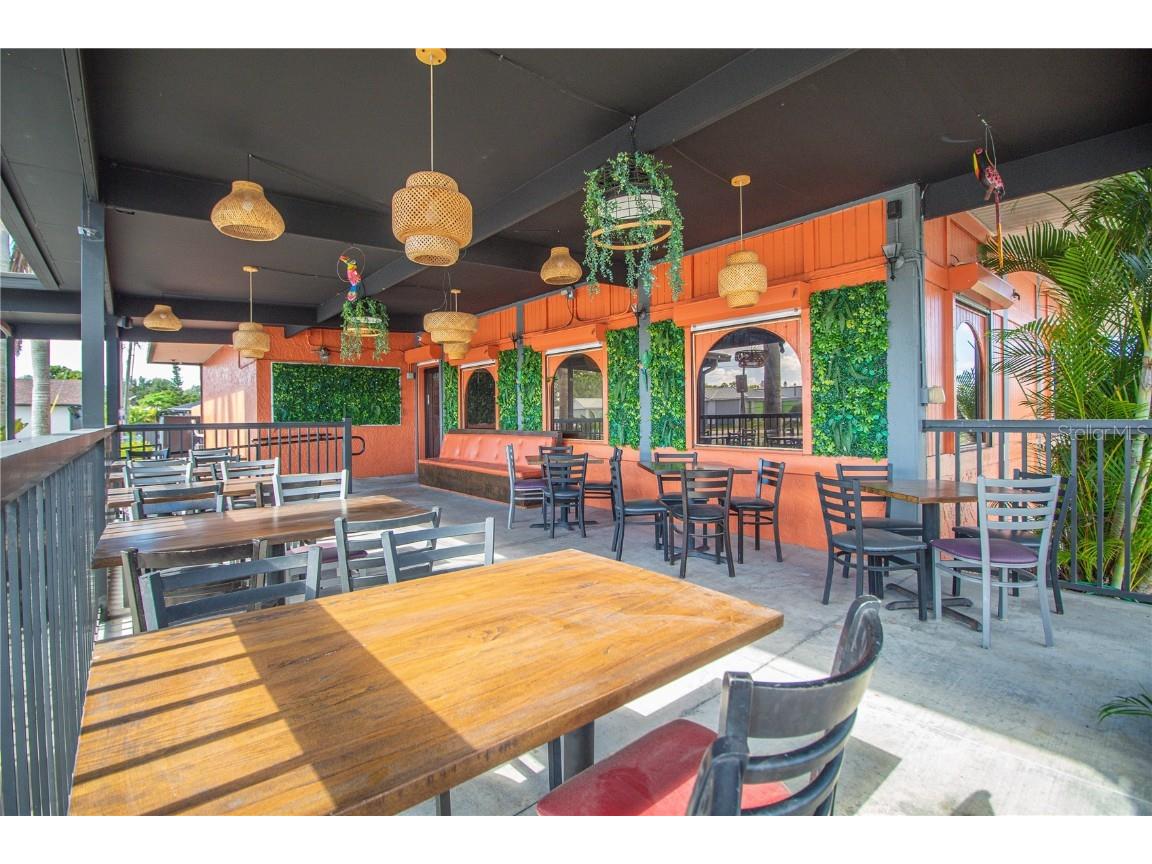 4400 Hancock Bridge Parkway North Fort Myers FL 33903 C7516053 image2