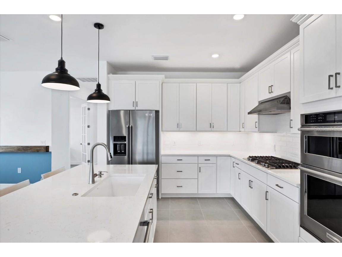 4400 Lakeside Grove Place North Port FL 34289 C7515023 image9