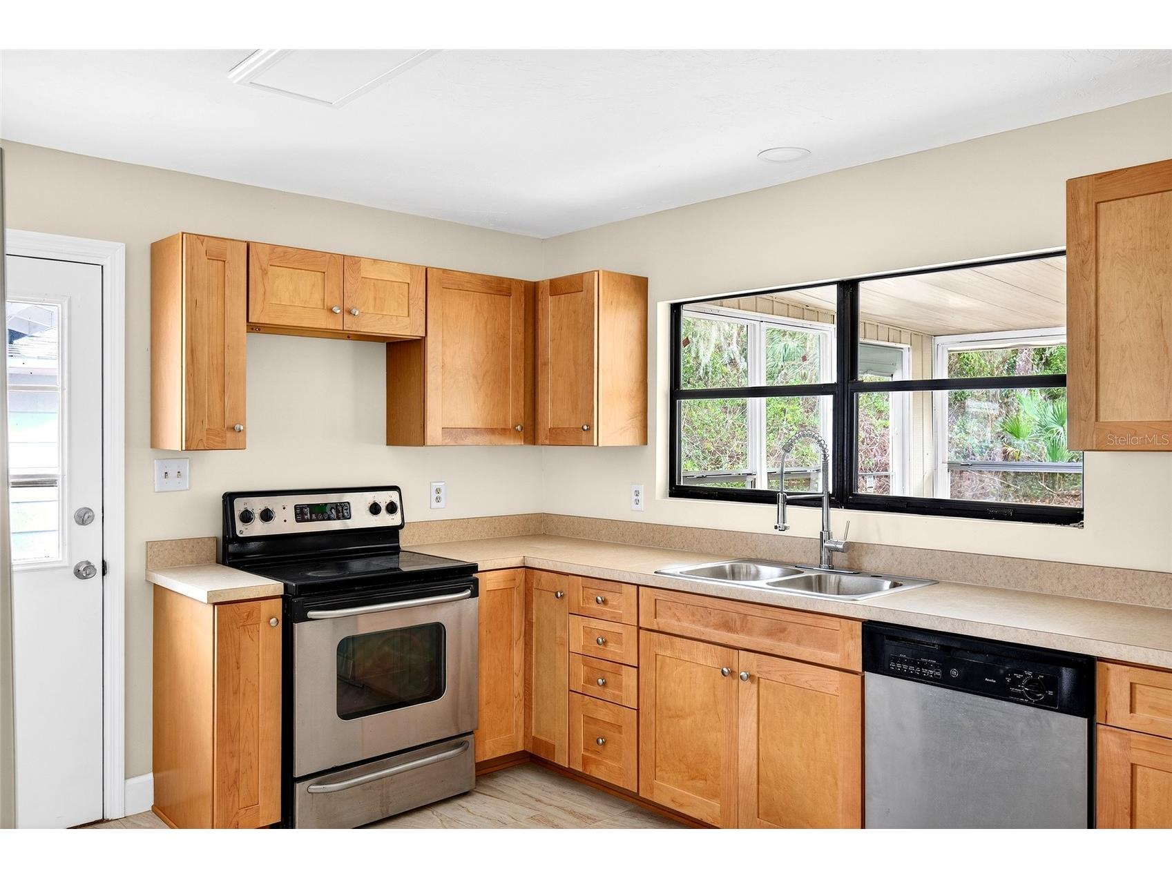 4400 NE 139th Lane Anthony FL 32617 OM715935 image6