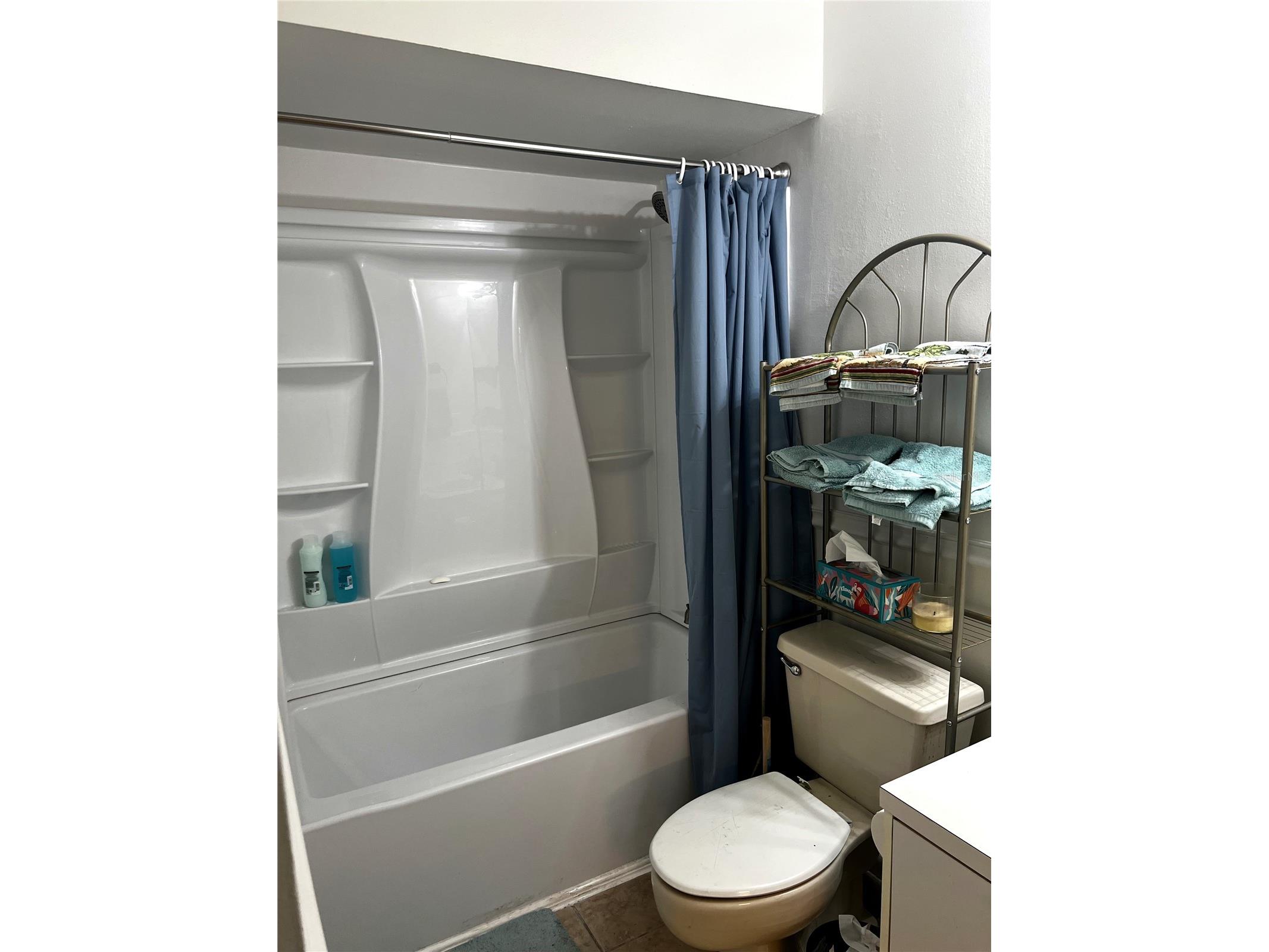 4400 White Pine Avenue #70-4 Orlando FL 32811 O6397153 image14
