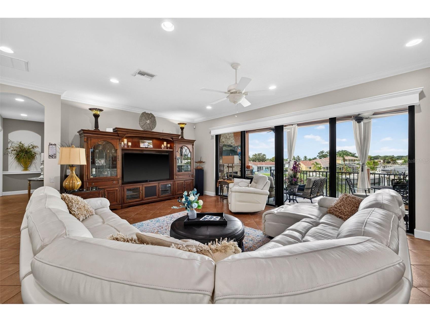 4401 38th Street S Saint Petersburg FL 33711 TB8465602 image4