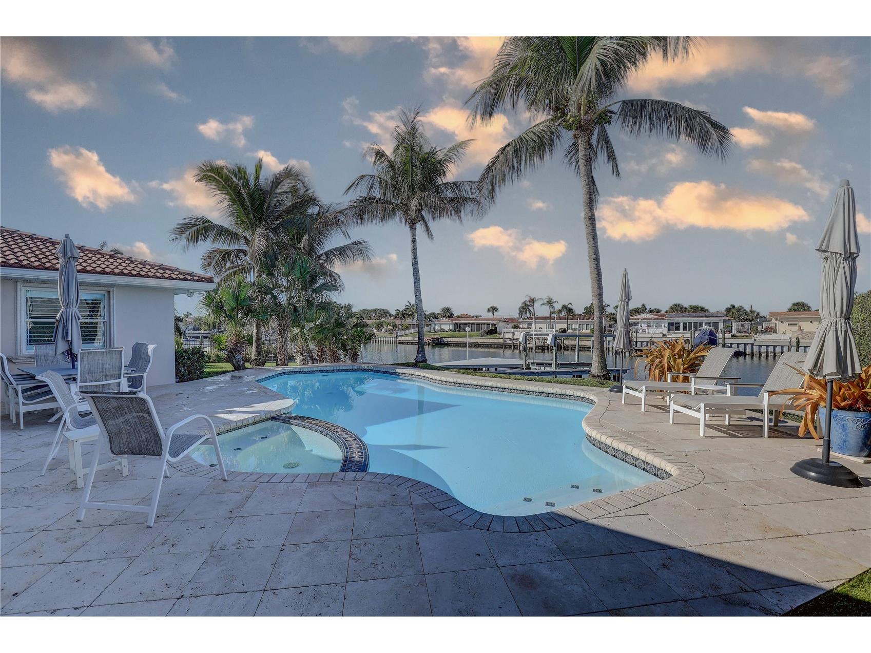 4401 43rd Street S Saint Petersburg FL 33711 - BOCA CIEGA BAY TB8457395 image5