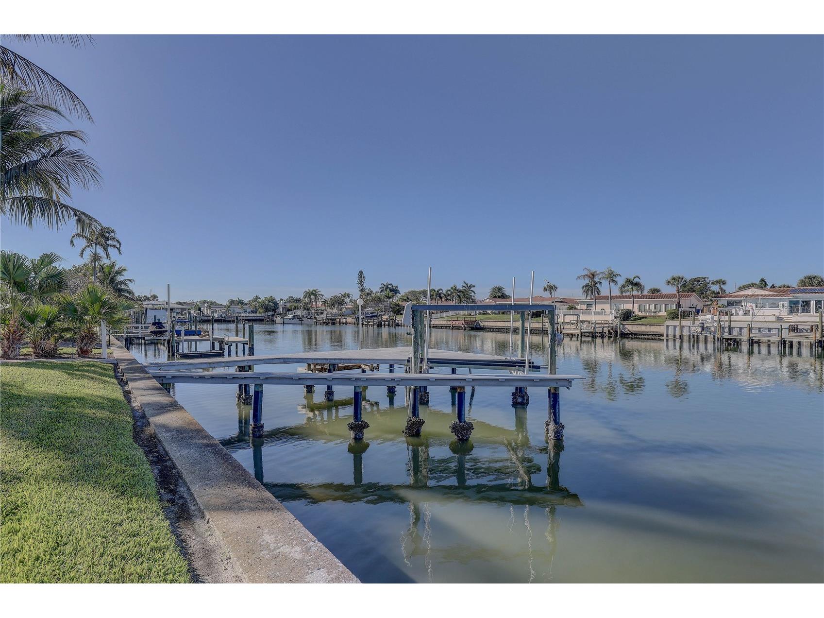 4401 43rd Street S Saint Petersburg FL 33711 - BOCA CIEGA BAY TB8457395 image55