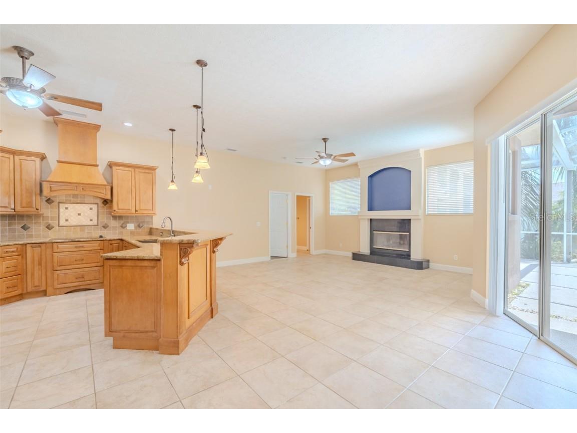 4401 Blantyre Place Valrico FL 33596 TB8415899 image21