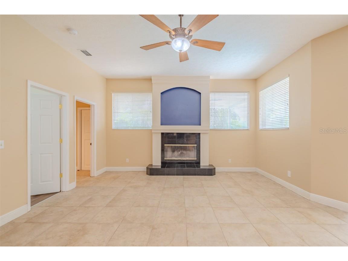 4401 Blantyre Place Valrico FL 33596 TB8415899 image22