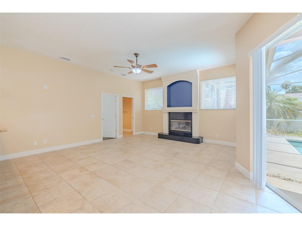 4401 Blantyre Place Valrico FL 33596 TB8415899 image24