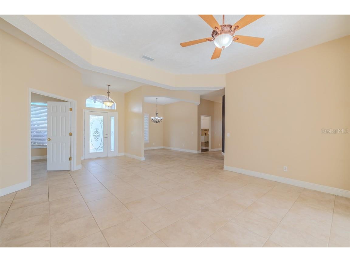 4401 Blantyre Place Valrico FL 33596 TB8415899 image8