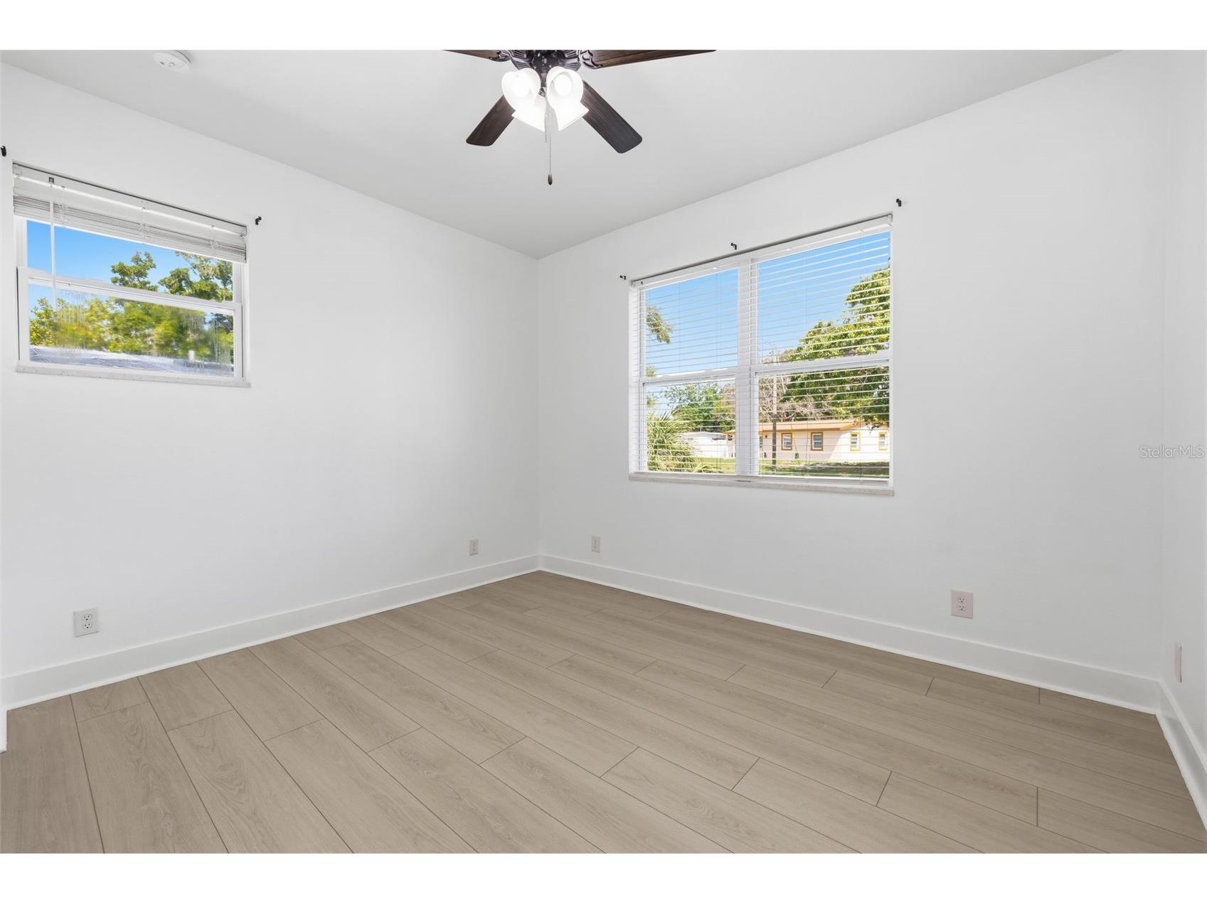 4401 Cobia Drive SE Saint Petersburg FL 33705 TB8499093 image16
