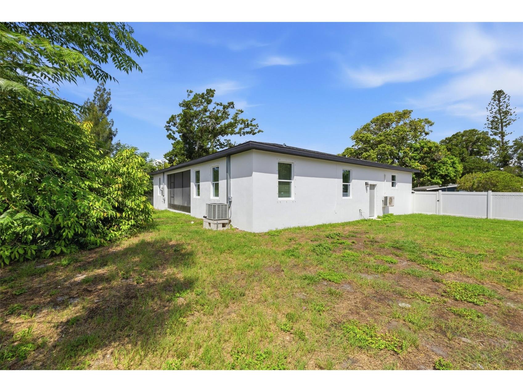 4401 Cobia Drive SE Saint Petersburg FL 33705 TB8499093 image22