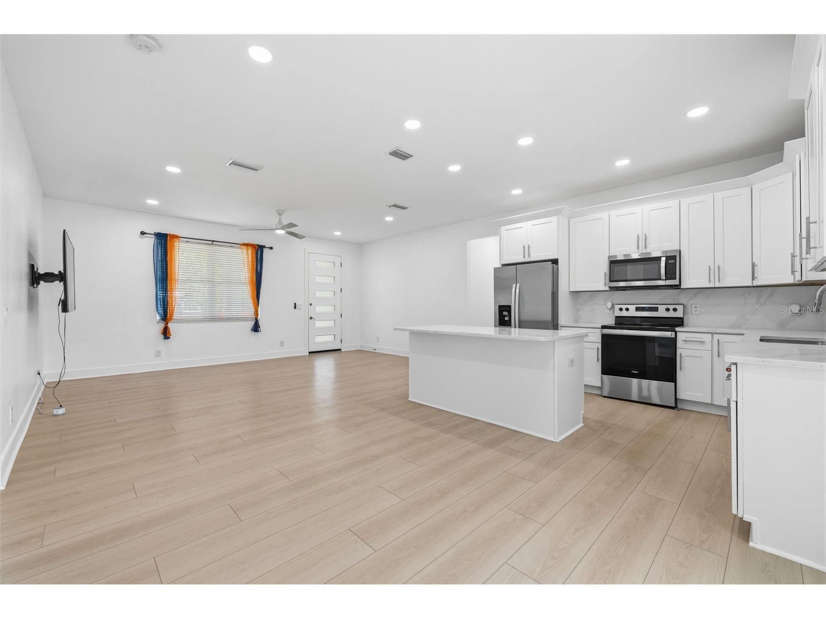 4401 Cobia Drive SE Saint Petersburg FL 33705 TB8499093 image8