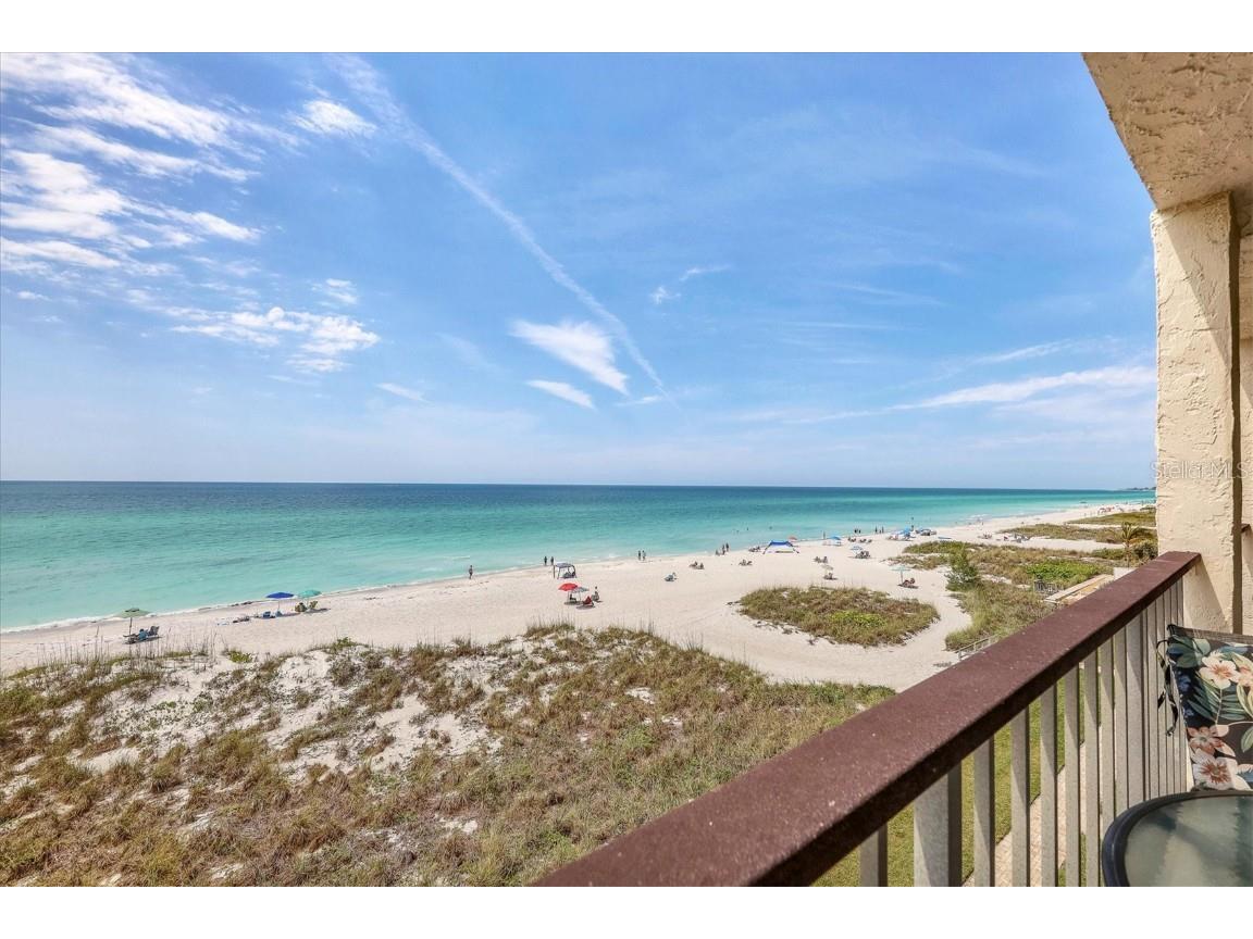 4401 Gulf Of Mexico Drive #404 Longboat Key FL 34228 - GULF OF MEXICO A4568057 image1