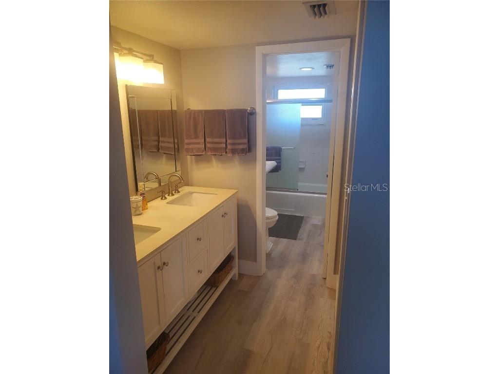 4401 Gulf Of Mexico Drive #703 Longboat Key FL 34228 A4672150 image12