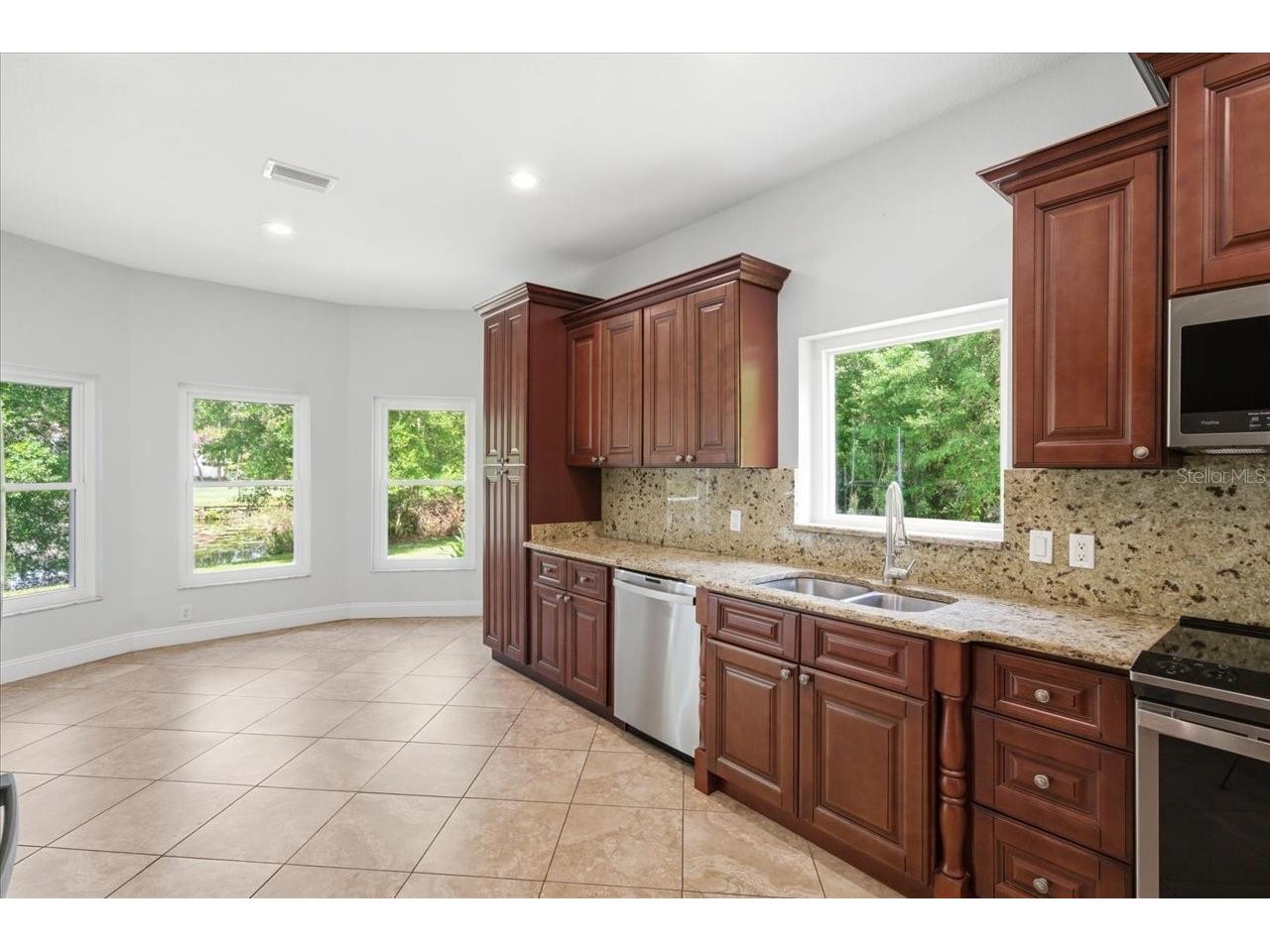 4401 Kettle Creek Court Tampa FL 33624 - POND TB8495322 image11