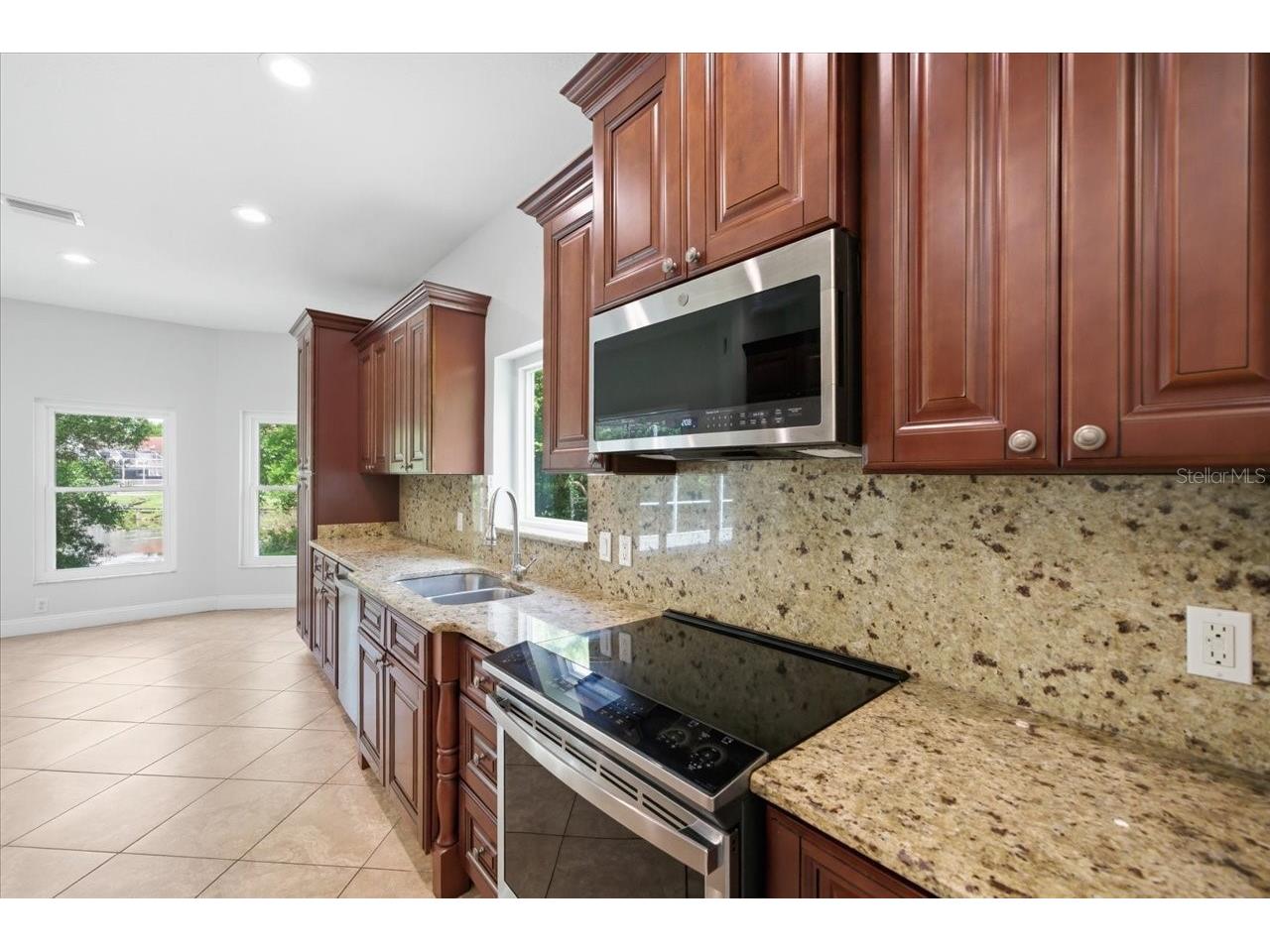 4401 Kettle Creek Court Tampa FL 33624 - POND TB8495322 image13