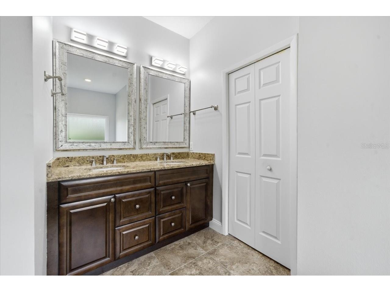 4401 Kettle Creek Court Tampa FL 33624 - POND TB8495322 image16