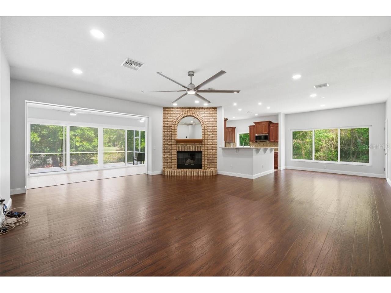 4401 Kettle Creek Court Tampa FL 33624 - POND TB8495322 image6