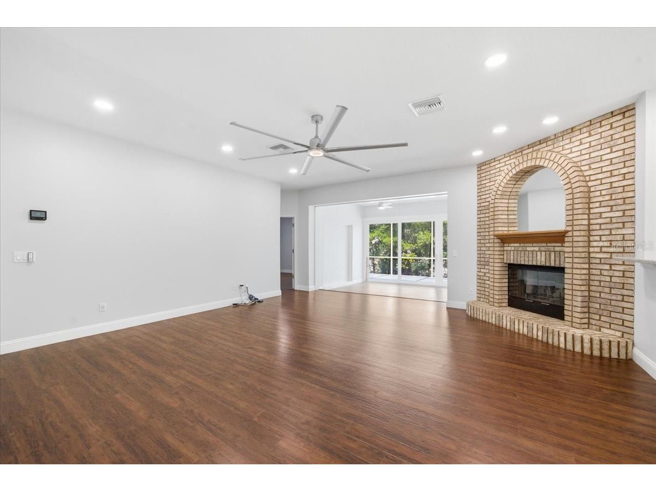 4401 Kettle Creek Court Tampa FL 33624 - POND TB8495322 image7